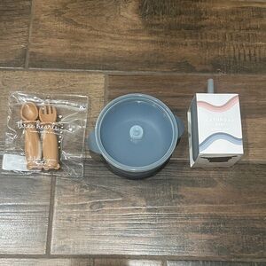 Gray Silicone Snack Cup with Brown Utensils